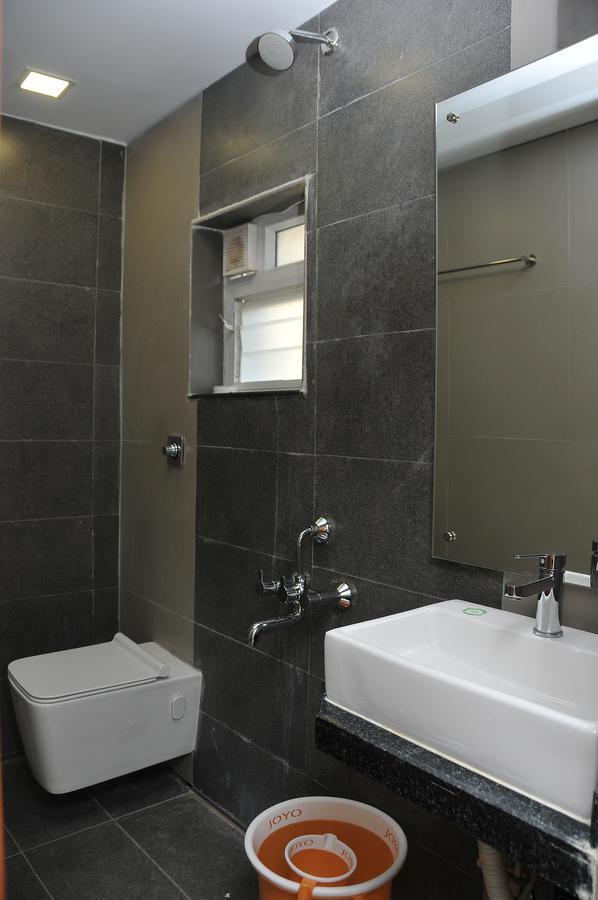 Hotel Pasupala Grand Anantapur Ngoại thất bức ảnh